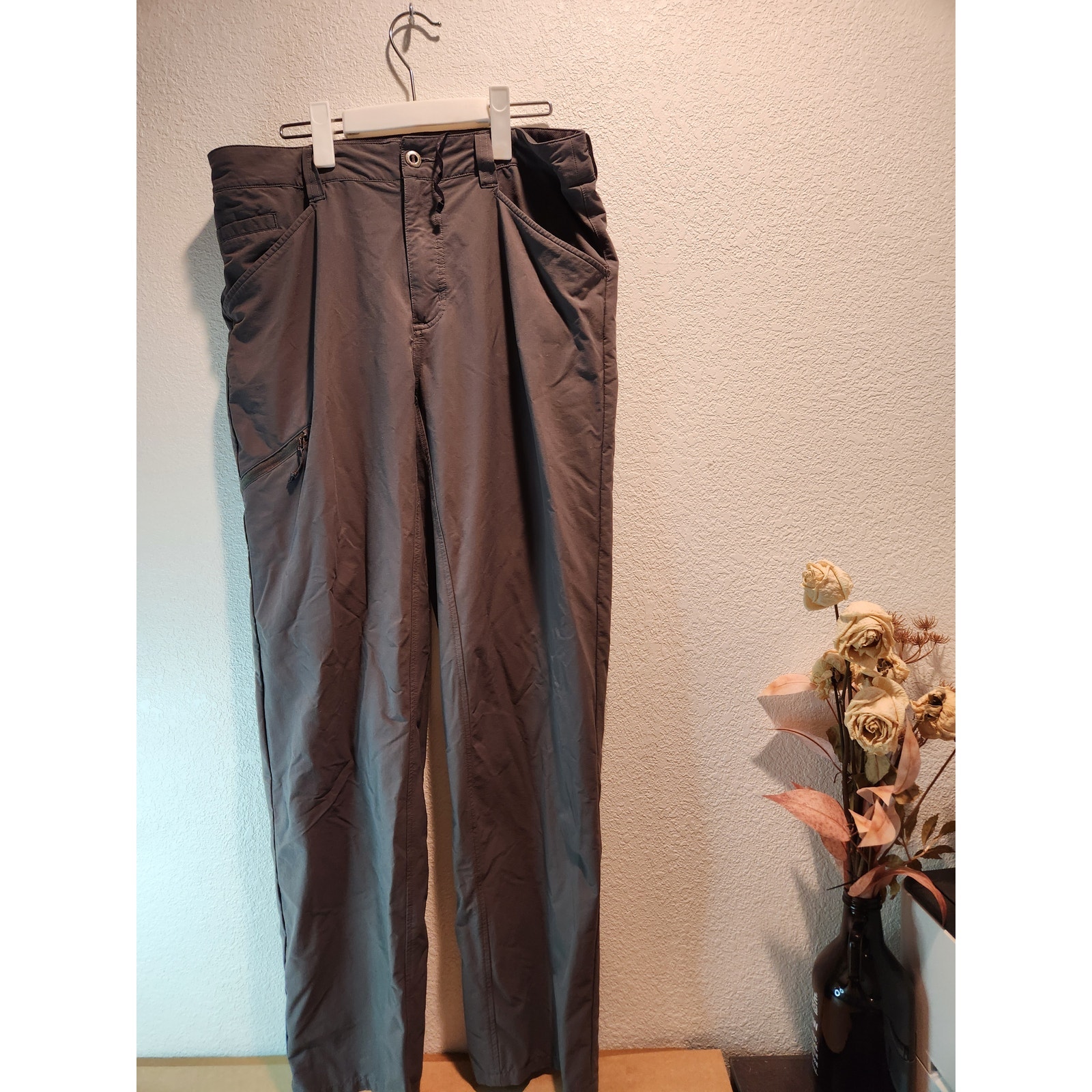 Patagonia Lightweight Nylon Pants Men’s 34 Gray Outdoor Hiking Casual Travel